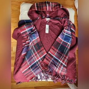 Simply Noelle Shawl/Wrap Red Plaid with hood and fringe
